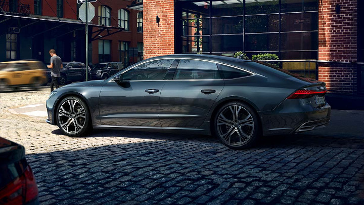 Audi A7 2018 lateral